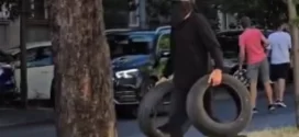 BLOKADERI TERORISTI PRAVE HAOS PO ZEMUNU: Ti ljudi su odlučili da zaustave ceo grad. Izlupali auto